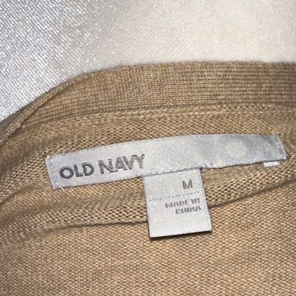 Old Navy Tan cropped Cardigan Sweater size medium - Picture 3 of 4